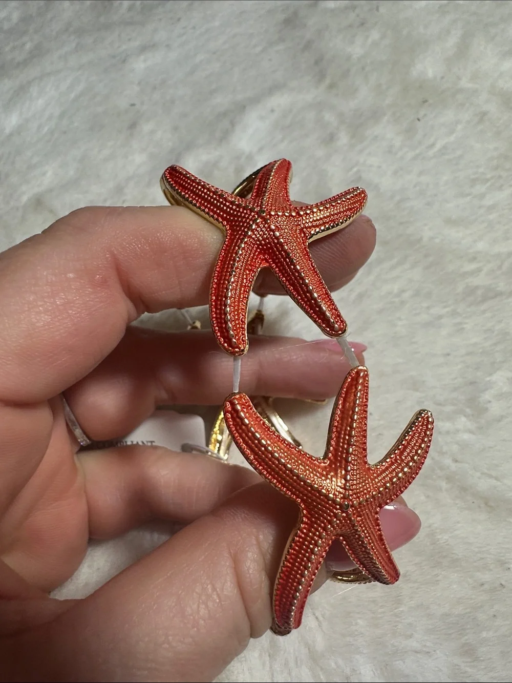 Natasha orange starfish stretchy gold bracelet